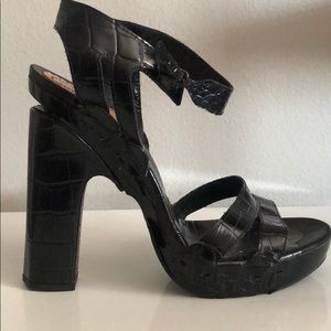 John Galliano Black Shoes 38